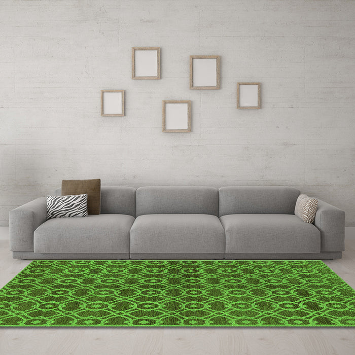 Machine Washable Oriental Green Industrial Area Rugs in a Living Room,, wshurb463grn
