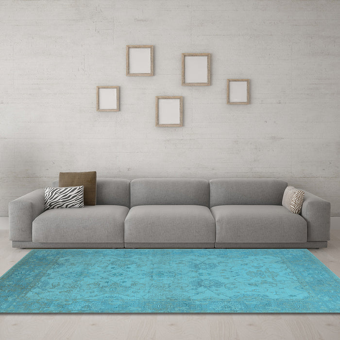 Machine Washable Oriental Light Blue Industrial Rug in a Living Room, wshurb471lblu