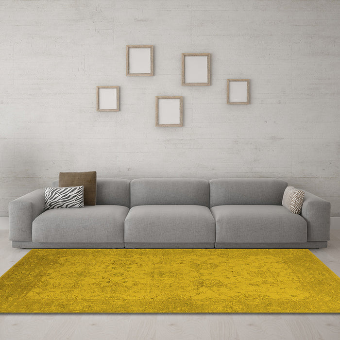 Machine Washable Oriental Yellow Industrial Rug in a Living Room, wshurb471yw
