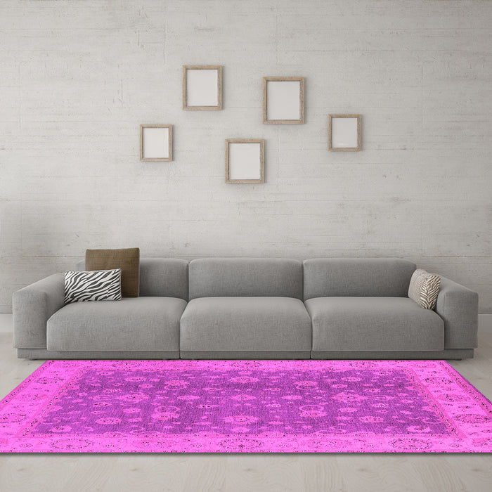 Machine Washable Oriental Pink Traditional Rug in a Living Room, wshurb473pnk