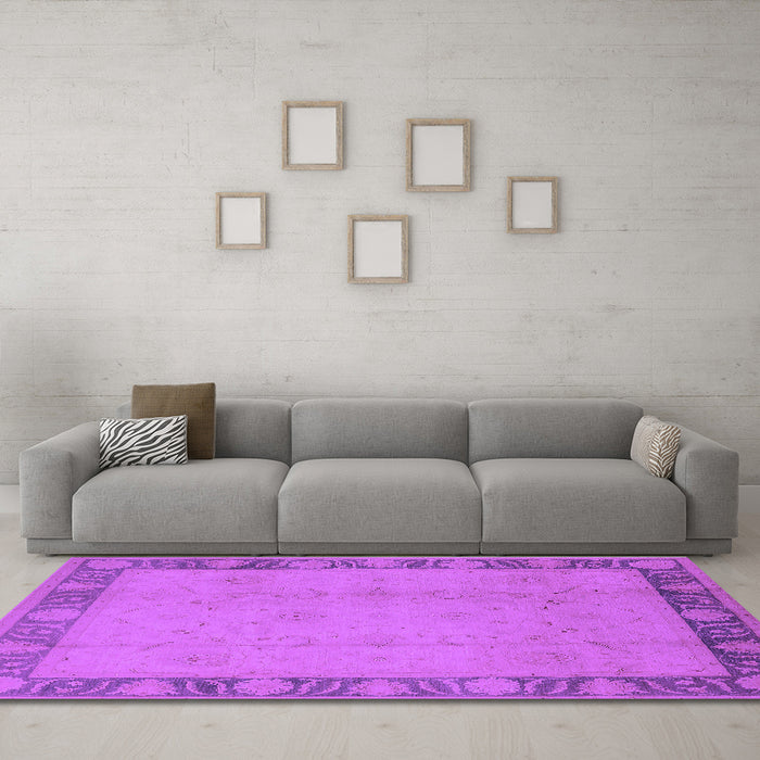 Machine Washable Oriental Purple Industrial Area Rugs in a Living Room, wshurb474pur