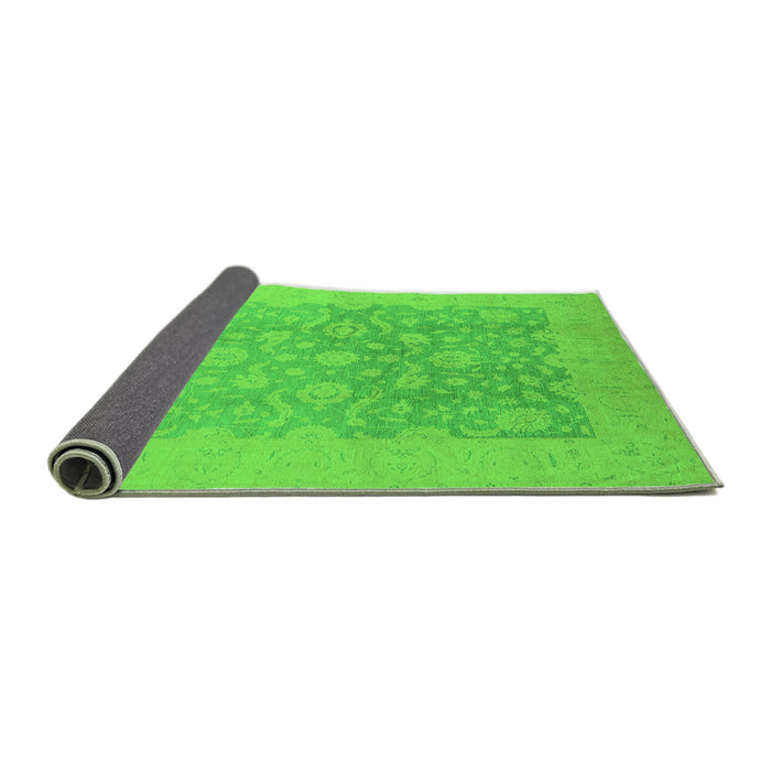 Sideview of Oriental Green Traditional Rug, urb477grn