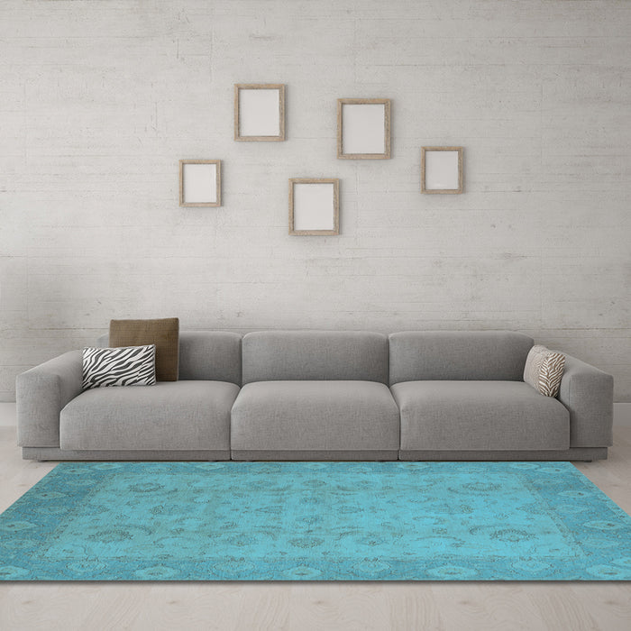 Machine Washable Oriental Light Blue Industrial Rug in a Living Room, wshurb479lblu