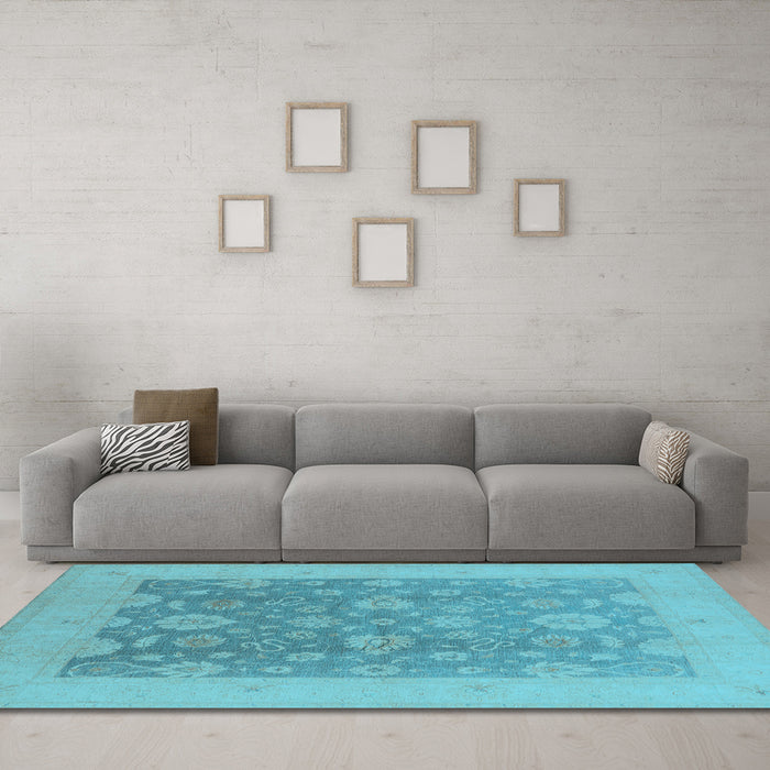 Machine Washable Oriental Light Blue Traditional Rug in a Living Room, wshurb480lblu