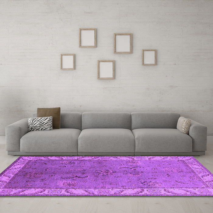 Machine Washable Oriental Purple Traditional Area Rugs in a Living Room, wshurb482pur