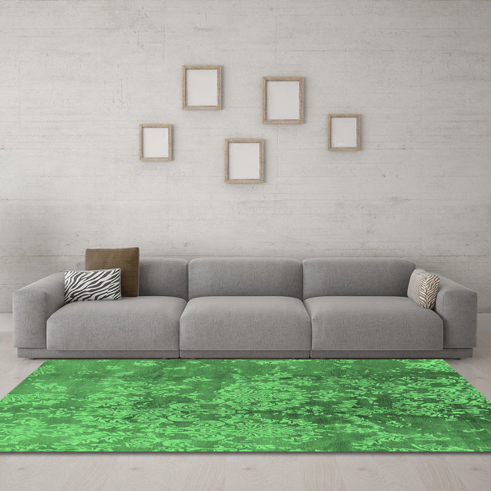 Machine Washable Oriental Emerald Green Industrial Area Rugs in a Living Room,, wshurb486emgrn