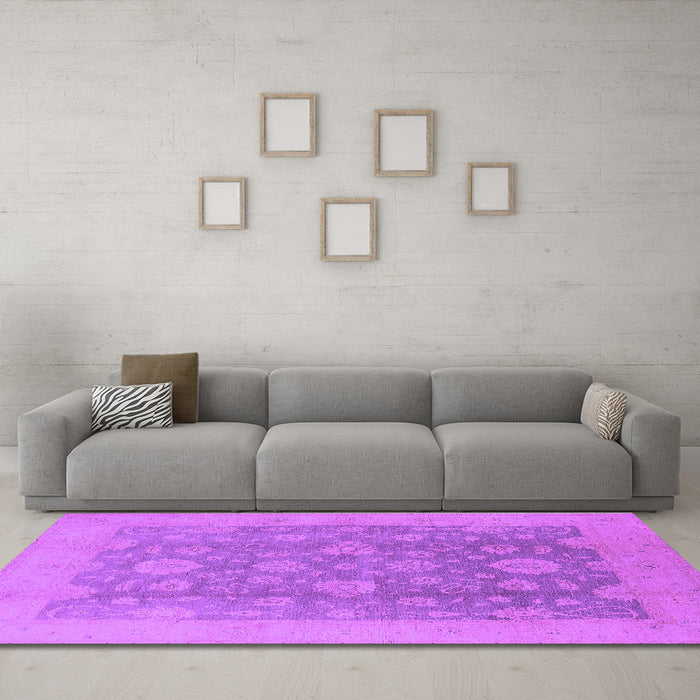Machine Washable Oriental Purple Traditional Area Rugs in a Living Room, wshurb489pur