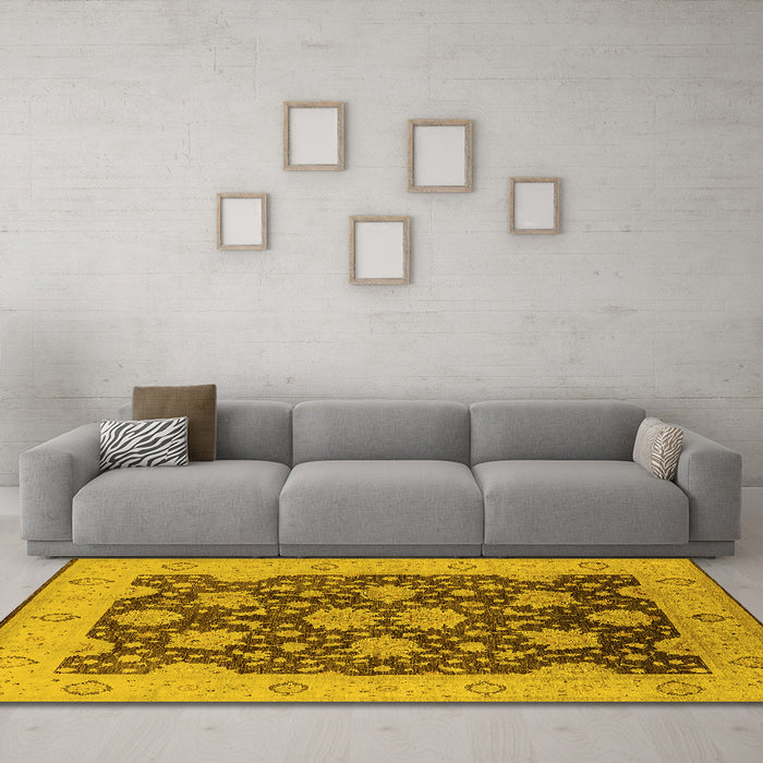 Machine Washable Oriental Yellow Traditional Rug in a Living Room, wshurb490yw