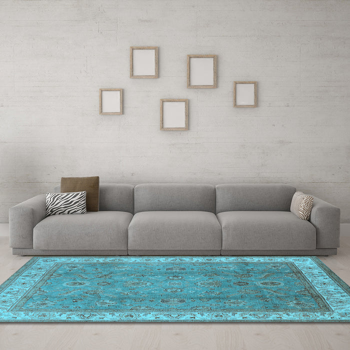 Machine Washable Oriental Light Blue Traditional Rug in a Living Room, wshurb493lblu