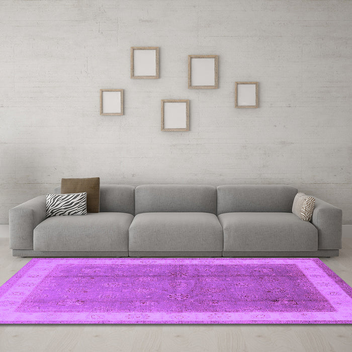 Machine Washable Oriental Purple Industrial Area Rugs in a Living Room, wshurb494pur