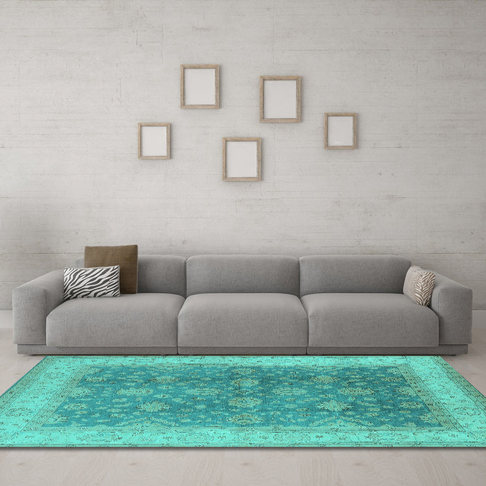Machine Washable Oriental Turquoise Traditional Area Rugs in a Living Room,, wshurb496turq