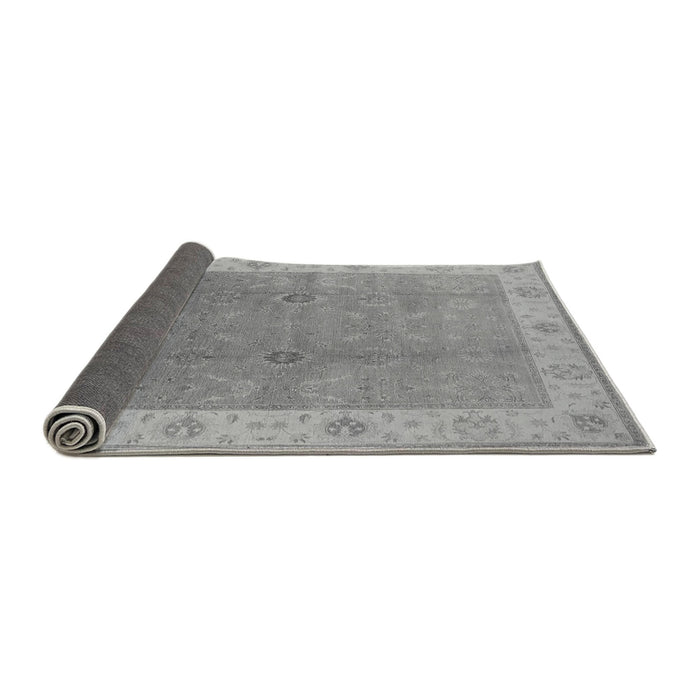 Sideview of Oriental Gray Traditional Rug, urb497gry