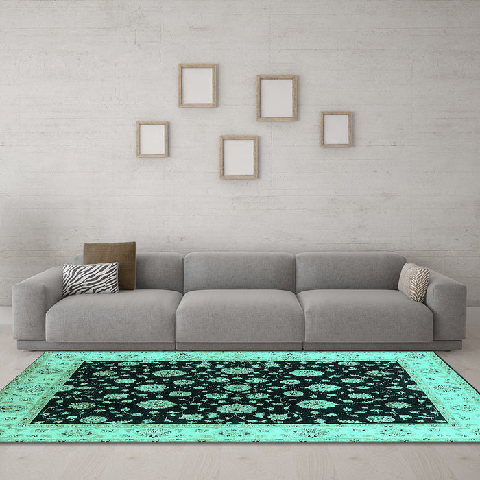 Machine Washable Oriental Turquoise Traditional Area Rugs in a Living Room,, wshurb500turq