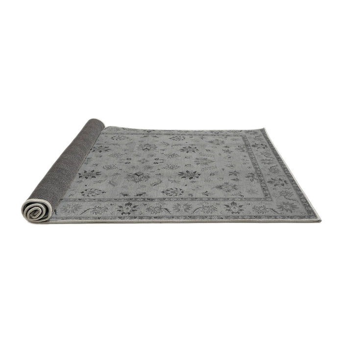 Sideview of Oriental Gray Traditional Rug, urb501gry