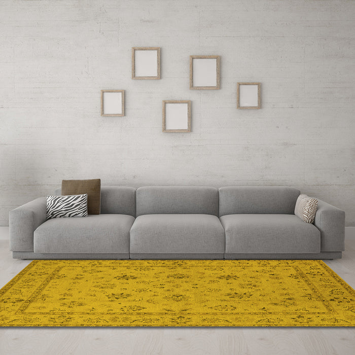 Machine Washable Oriental Yellow Traditional Rug in a Living Room, wshurb501yw