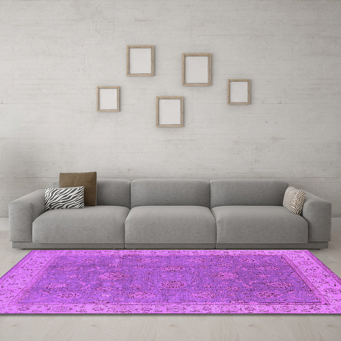Machine Washable Oriental Purple Traditional Area Rugs in a Living Room, wshurb504pur