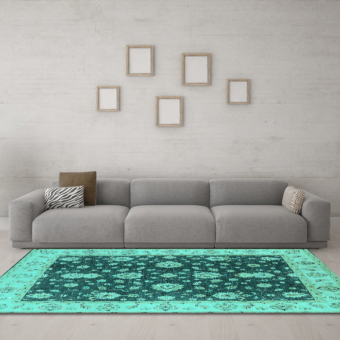 Machine Washable Oriental Turquoise Traditional Area Rugs in a Living Room,, wshurb506turq