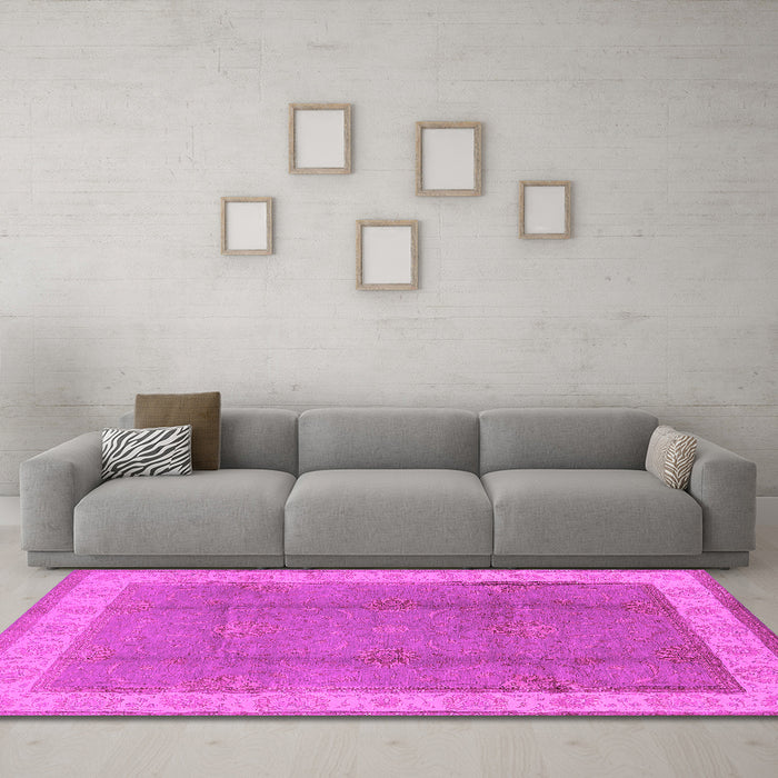 Machine Washable Oriental Pink Traditional Rug in a Living Room, wshurb510pnk