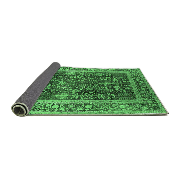 Sideview of Oriental Emerald Green Traditional Rug, urb513emgrn