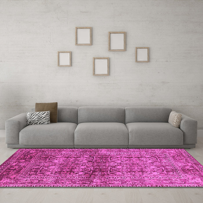 Machine Washable Oriental Pink Traditional Rug in a Living Room, wshurb517pnk