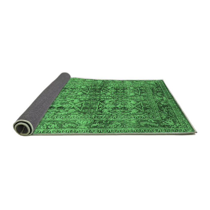 Sideview of Oriental Emerald Green Traditional Rug, urb517emgrn