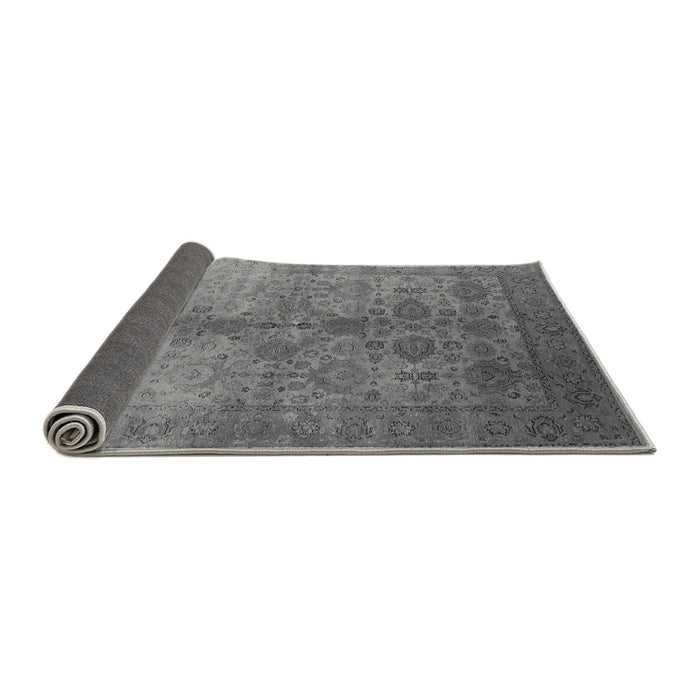 Sideview of Oriental Gray Traditional Rug, urb520gry