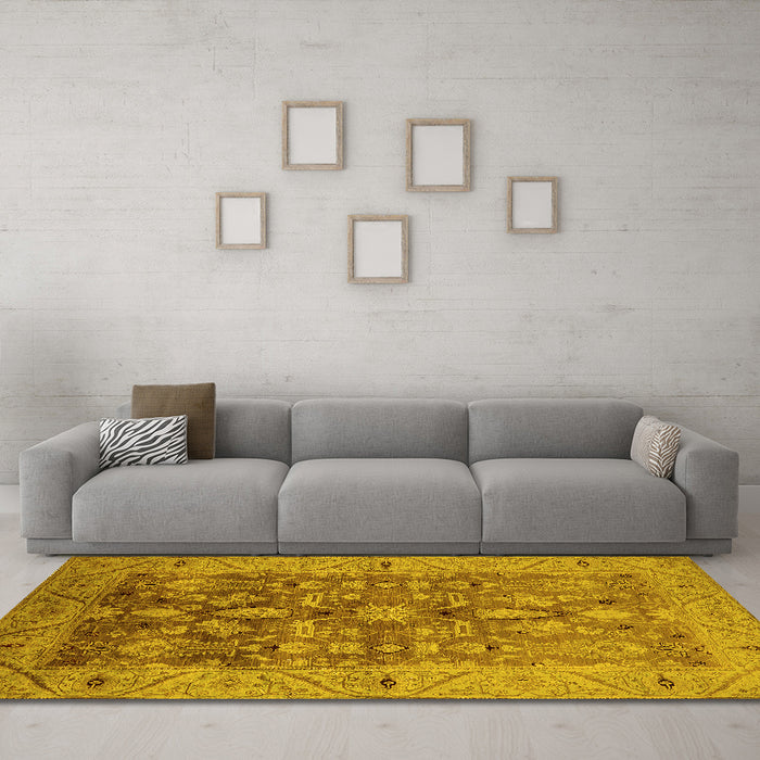 Machine Washable Oriental Yellow Traditional Rug in a Living Room, wshurb521yw