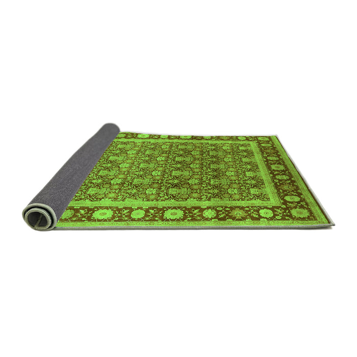 Sideview of Oriental Green Traditional Rug, urb523grn