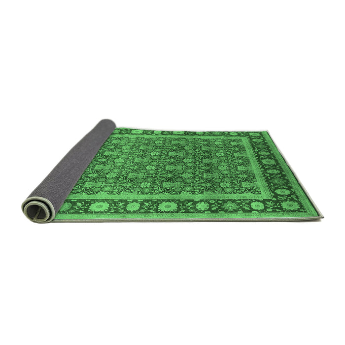 Sideview of Oriental Emerald Green Traditional Rug, urb523emgrn