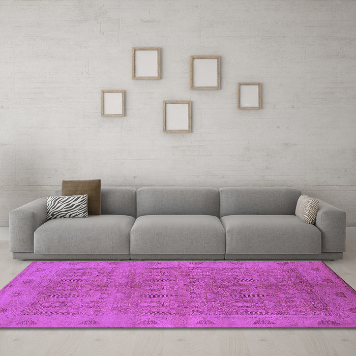 Machine Washable Oriental Purple Traditional Area Rugs in a Living Room, wshurb524pur