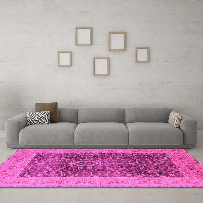 Machine Washable Oriental Pink Traditional Rug in a Living Room, wshurb525pnk
