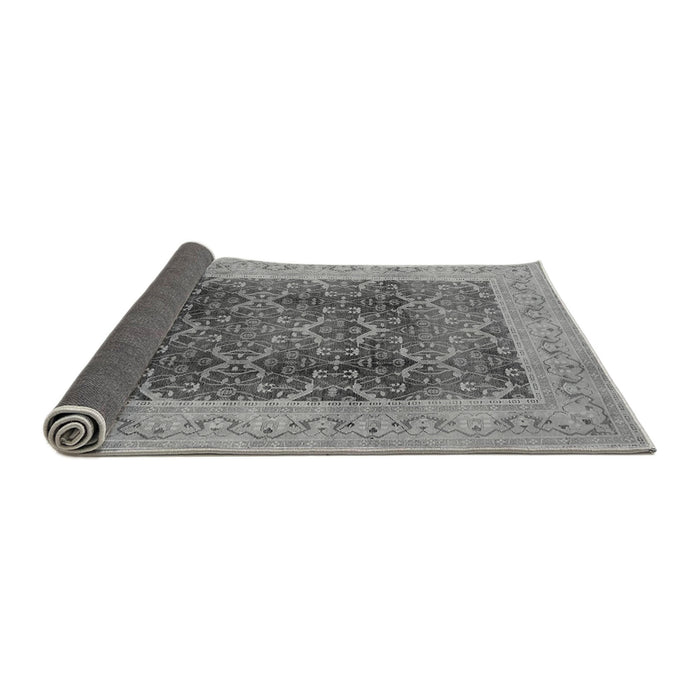 Sideview of Oriental Gray Traditional Rug, urb525gry