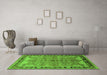 Machine Washable Oriental Green Traditional Area Rugs in a Living Room,, wshurb527grn