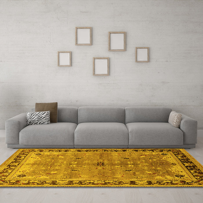 Machine Washable Oriental Yellow Traditional Rug in a Living Room, wshurb527yw