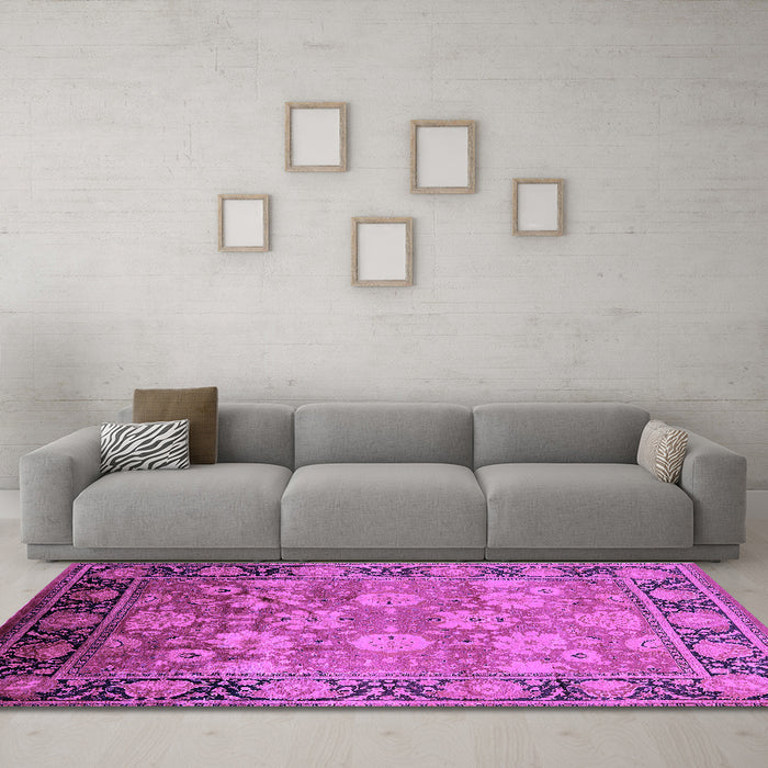 Machine Washable Oriental Purple Traditional Area Rugs in a Living Room, wshurb533pur
