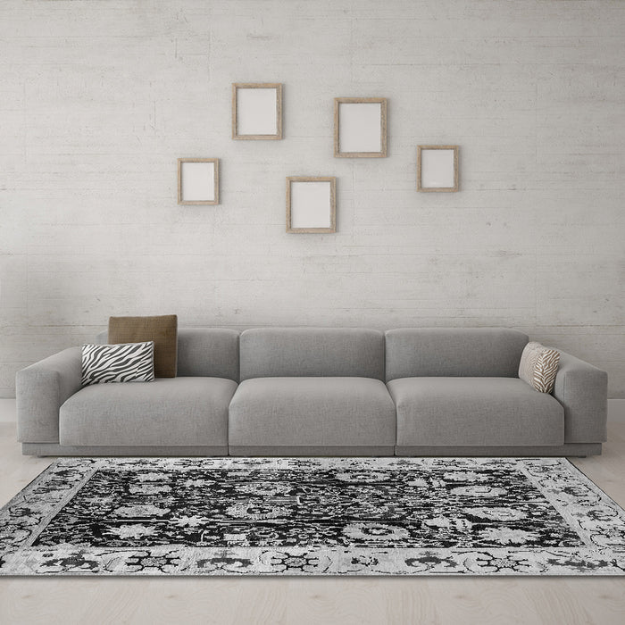 Machine Washable Oriental Gray Traditional Rug in a Living Room,, wshurb534gry