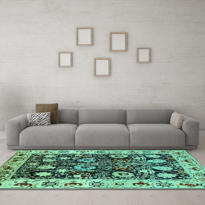 Machine Washable Oriental Turquoise Traditional Area Rugs in a Living Room,, wshurb534turq