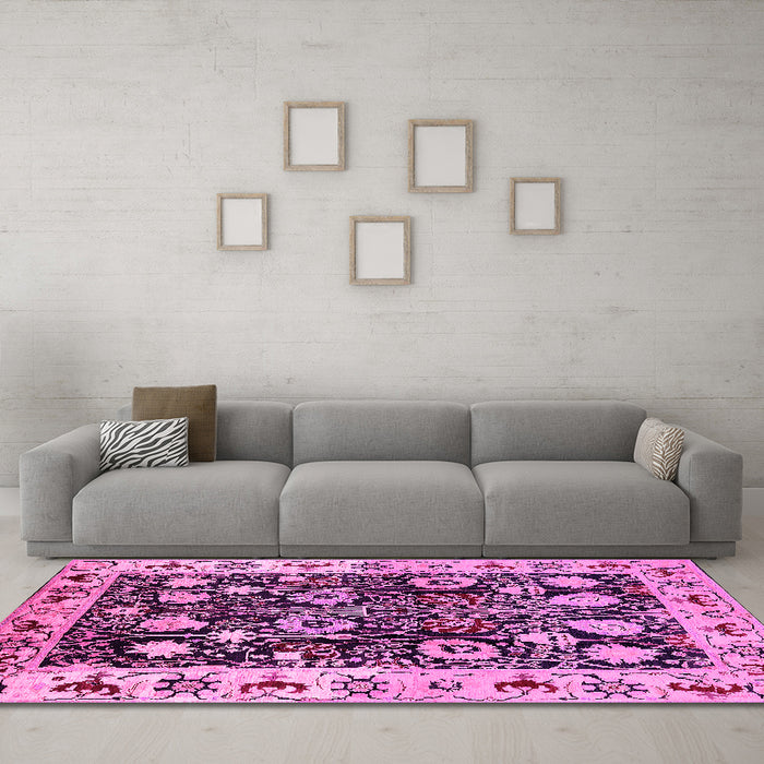Machine Washable Oriental Pink Traditional Rug in a Living Room, wshurb534pnk