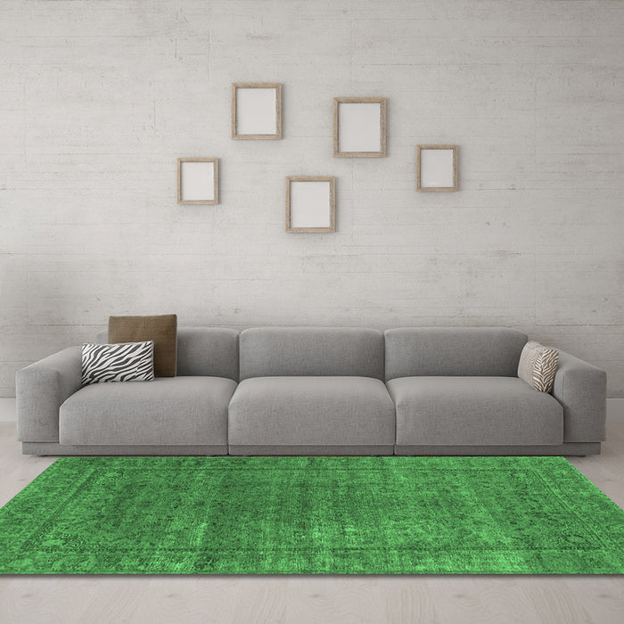 Machine Washable Oriental Emerald Green Industrial Area Rugs in a Living Room,, wshurb536emgrn