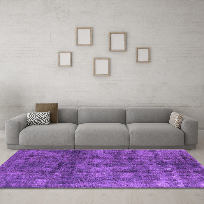 Machine Washable Oriental Purple Industrial Area Rugs in a Living Room, wshurb537pur