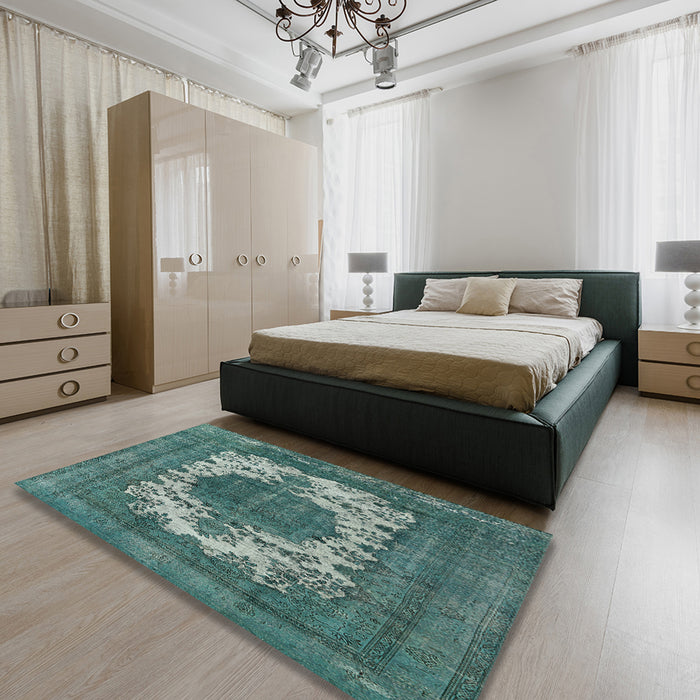 Mid-Century Modern Cadet Blue Green Oriental Rug in a Bedroom, urb541