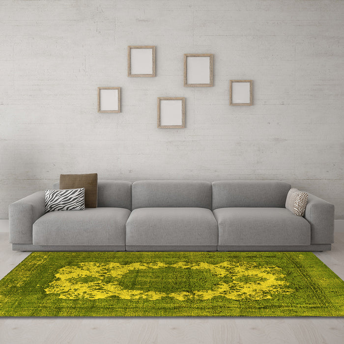 Machine Washable Oriental Yellow Industrial Rug in a Living Room, wshurb541yw