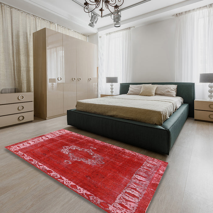 Machine Washable Industrial Modern Red Rug in a Bedroom, wshurb543