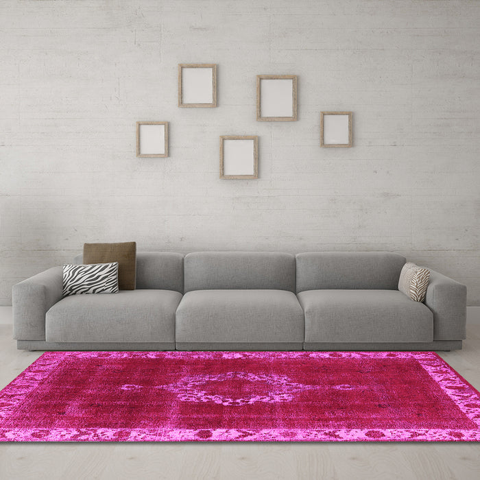 Machine Washable Oriental Pink Industrial Rug in a Living Room, wshurb543pnk