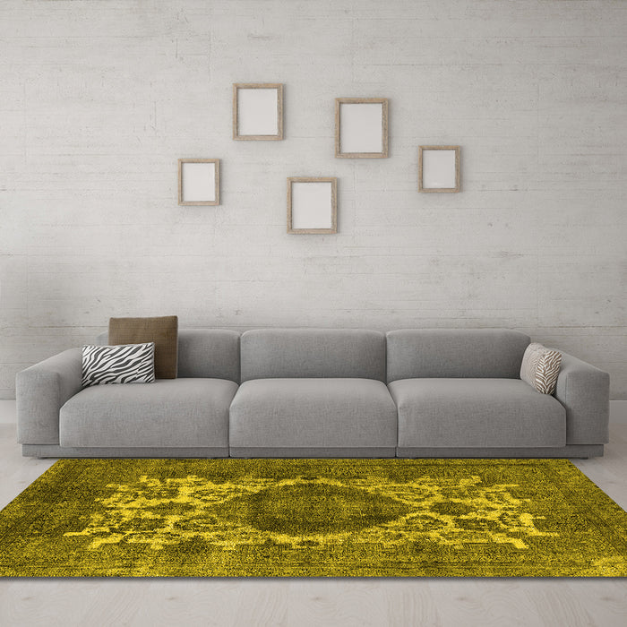 Machine Washable Oriental Yellow Industrial Rug in a Living Room, wshurb544yw