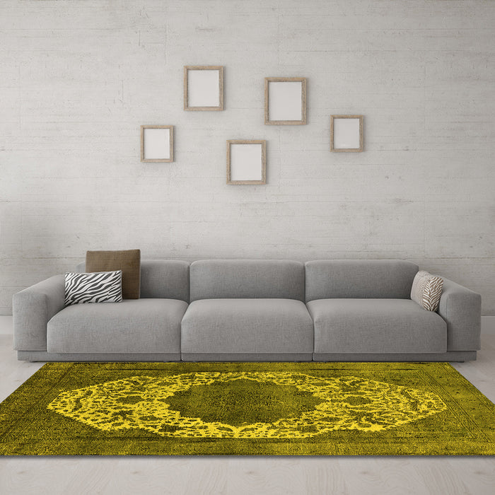 Machine Washable Oriental Yellow Industrial Rug in a Living Room, wshurb545yw