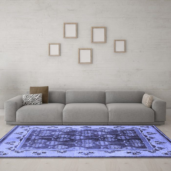 Machine Washable Oriental Blue Industrial Rug in a Living Room, wshurb546blu