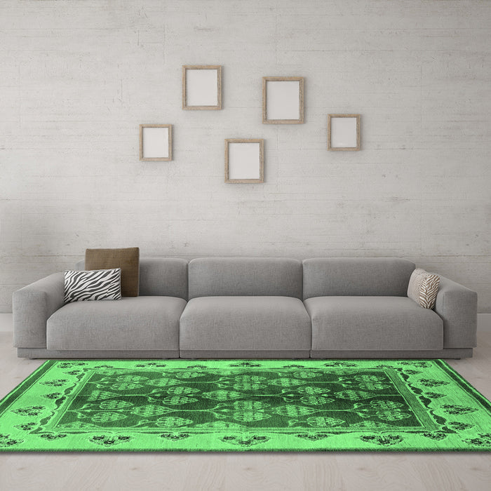 Machine Washable Oriental Emerald Green Industrial Area Rugs in a Living Room,, wshurb546emgrn