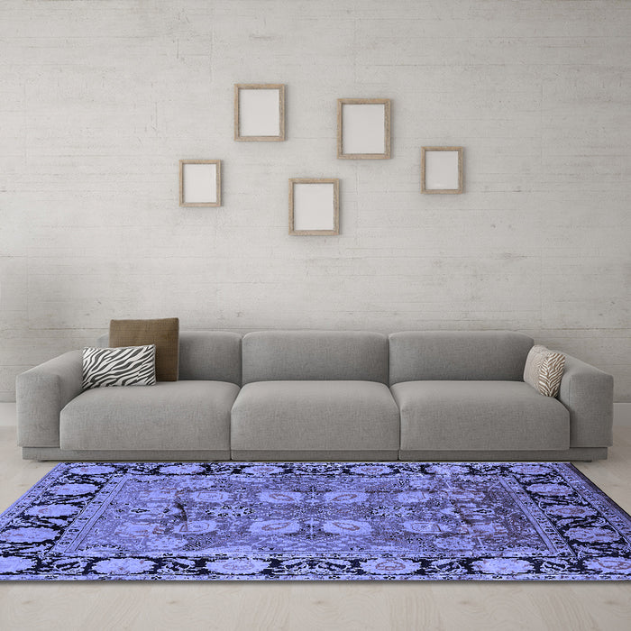 Machine Washable Oriental Blue Industrial Rug in a Living Room, wshurb547blu