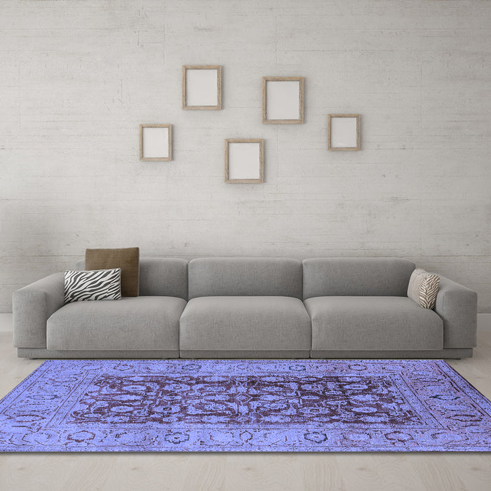 Machine Washable Oriental Blue Industrial Rug in a Living Room, wshurb548blu
